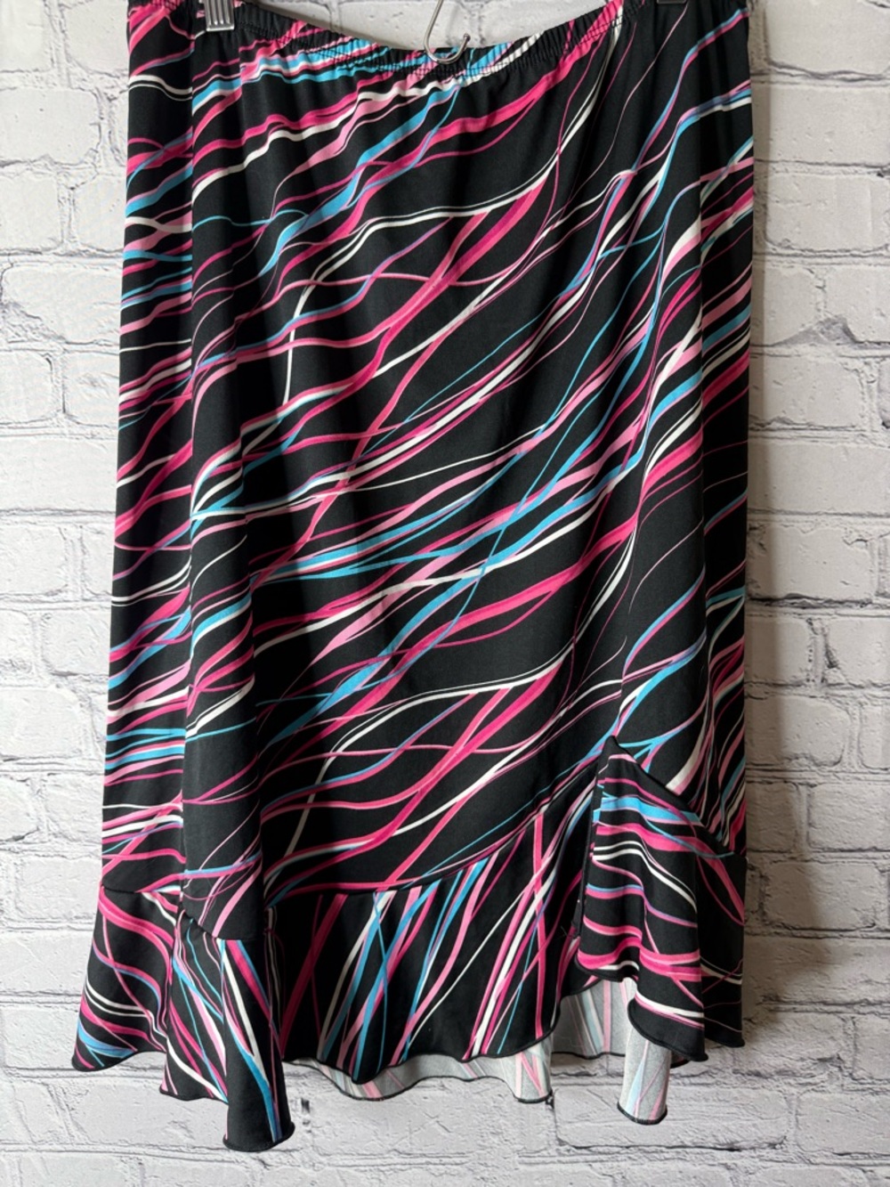 Vintage jkla California Black Skirt with Pink, Blue & White Wave Print large